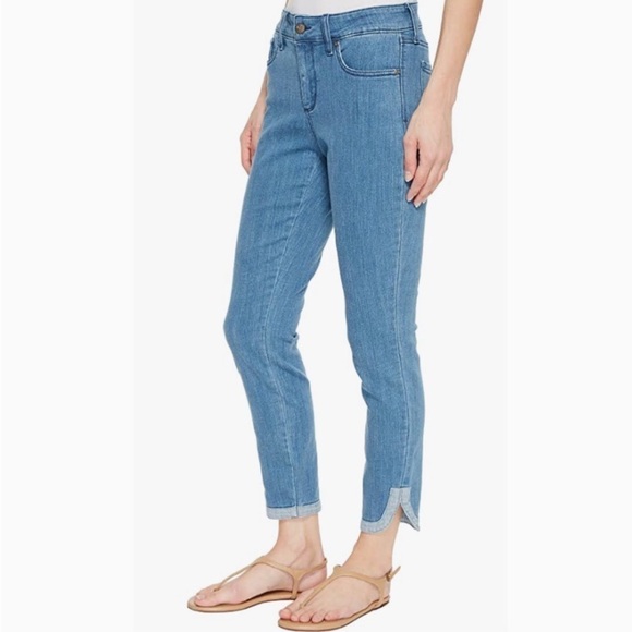 NYDJ Women's Ami Skinny Ankle with Dolphin Hem Size 2 - Picture 2 of 3